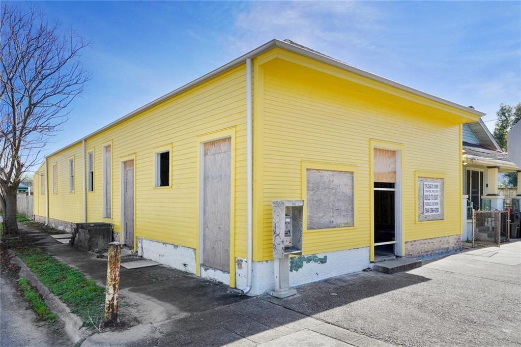 533 Saint Maurice Ave, New Orleans, LA 70117