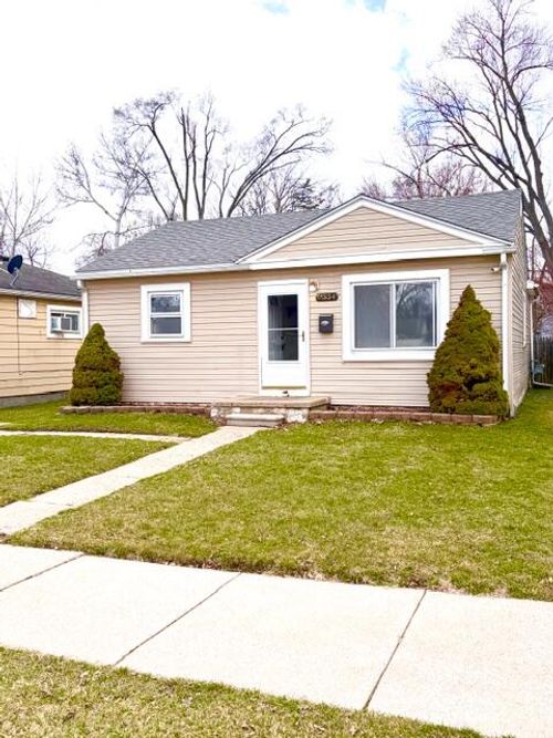 6334 Hampden St, Taylor, MI, 48180-1054 | Card Image