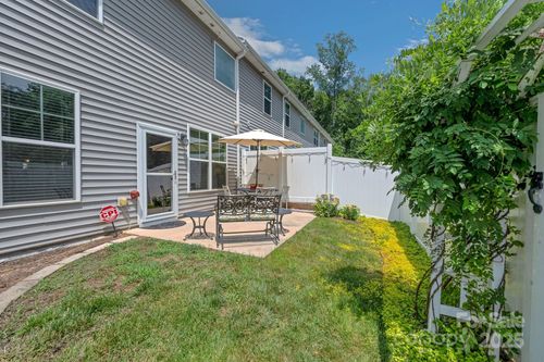 4 Finley St, Greensboro, NC, 27406 | Card Image
