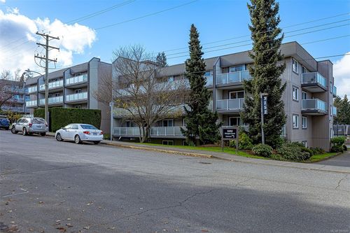 406-3252 Glasgow Ave, Saanich, BC, V8X1M2 | Card Image