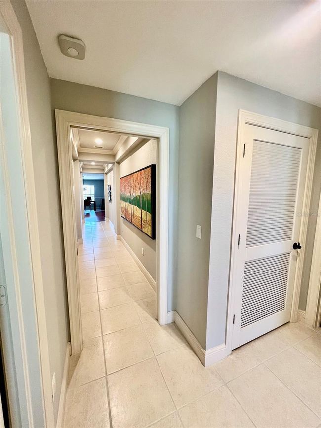 APT-301 - 10091 Lake Cove Dr, Condo with 3 bedrooms, 2 bathrooms and null parking in Fort Myers FL | Image 21