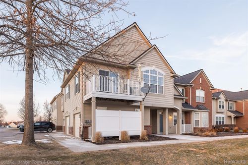 4324 Hampton Ridge Blvd, Howell, MI, 48843-5516 | Card Image