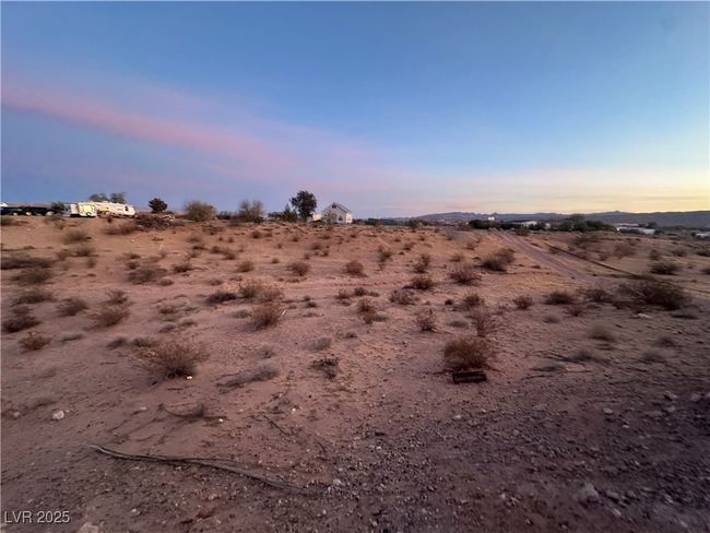 View of nature at dusk | Image 4