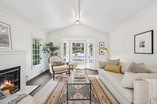 647 Northern Ave, Mill Valley, CA, 94941-3990 | Card Image