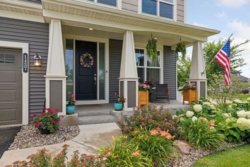 1437 Copper Hills Dr, Carver, MN, 55315-5535 | Card Image