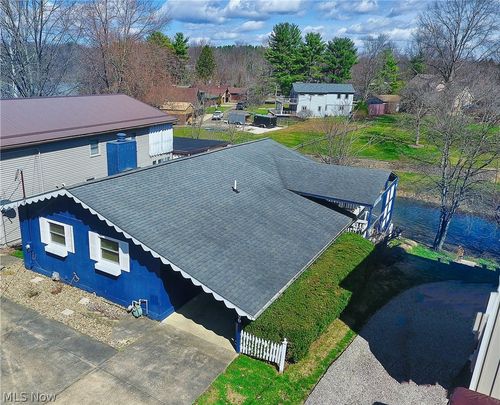 1186 Lincoln St Sw, Sherrodsville, OH, 44675-9795 | Card Image