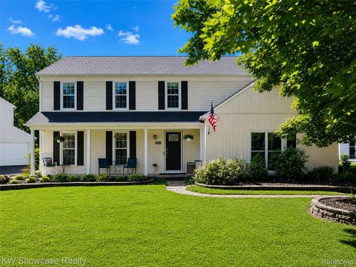 5409 S Piccadilly, West Bloomfield, MI, 48322-1446 | Card Image