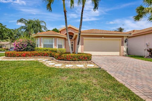 9895 Tallyrand Dr, Lake Worth, FL, 33467-7081 | Card Image