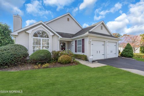 68 Ivy Hill Rd, Lakewood, NJ, 08701-5772 | Card Image