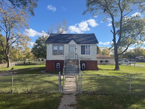 1445 Lexington Ave, Ford Heights, IL, 60411-6461 | Card Image