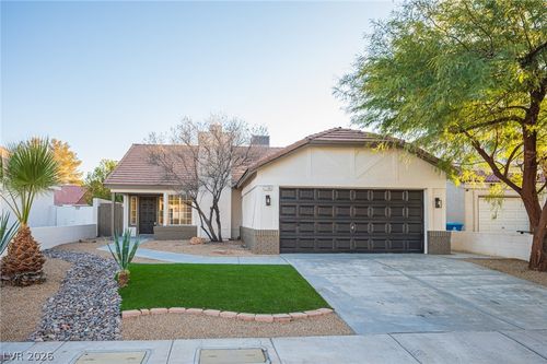 7190 Cloud View Cir, Las Vegas, NV, 89119-0326 | Card Image