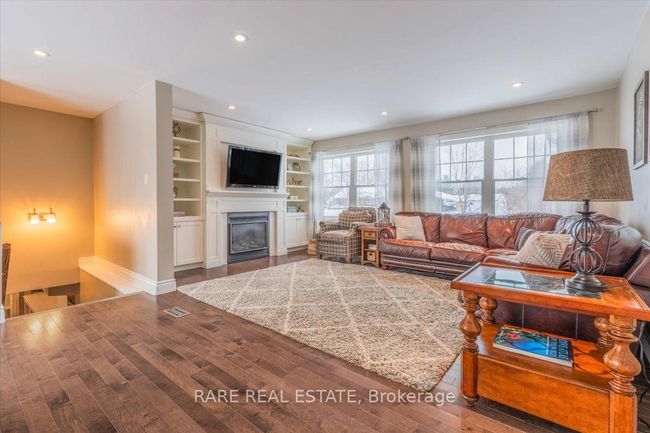 13 Evan Ave, House other with 7 bedrooms, 4 bathrooms and 6 parking in Adjala Tosorontio ON | Image 25