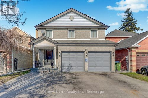 17 Plumrose Blvd, Scarborough, ON, M1E5E8 | Card Image