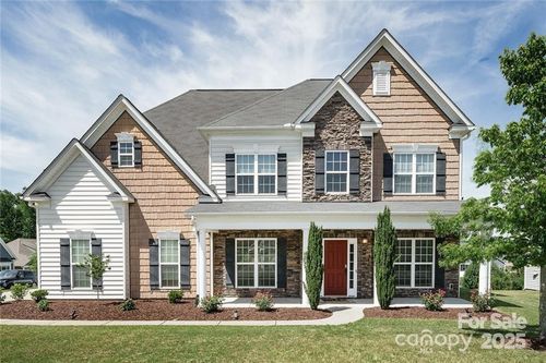 2380 Fairport Dr Se, Concord, NC, 28025-8704 | Card Image