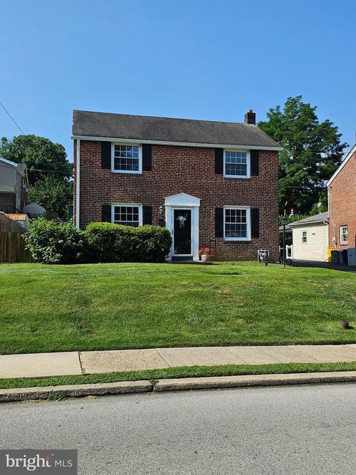 30 Wayne Ave, SPRINGFIELD, PA, 19064-2523 | Card Image