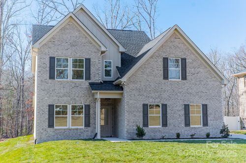 812 Hardin St, Lancaster, SC, 29720-7570 | Card Image