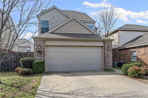 2665 N Arroyo Ave, Fayetteville, AR, 72703-3369 | Card Image