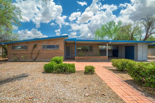 6926 E Kingston Dr, Tucson, AZ, 85710-2215 | Card Image