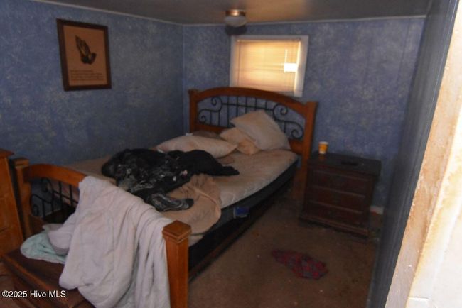 404 Third St N, House other with 2 bedrooms, 1 bathrooms and null parking in Carolina Beach NC | Image 4