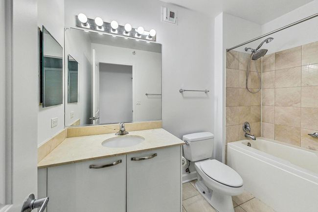 UNIT-1405 - 450 E Waterside Dr, Condo with 1 bedrooms, 1 bathrooms and 1 parking in Chicago IL | Image 17