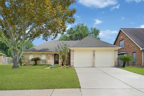 4007 Lotus Dr, Pearland, TX, 77584-4911 | Card Image