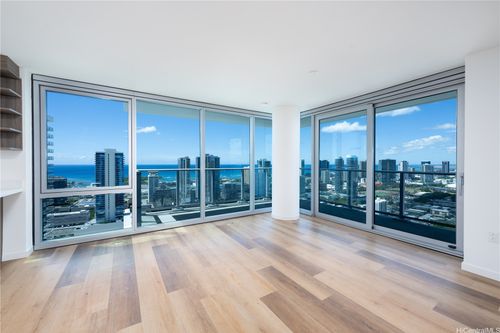 3900-1515 Liona St, Honolulu, HI, 96814-2442 | Card Image