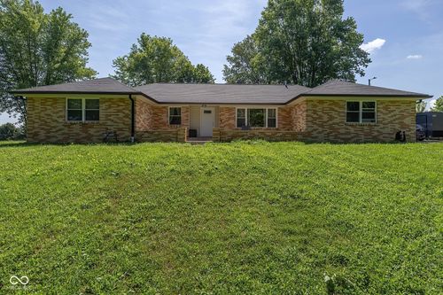 647 N 100 W, Franklin, IN, 46131-8598 | Card Image