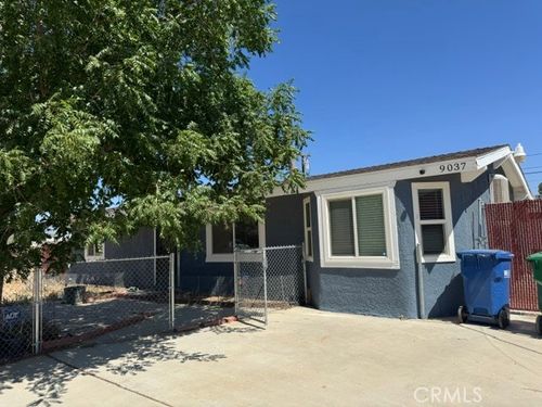 9037 Xavier Ave, California City, CA, 93505-2134 | Card Image