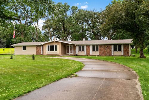 N7977 Forest Park Road, Beaver Dam, WI, 53916 | Card Image