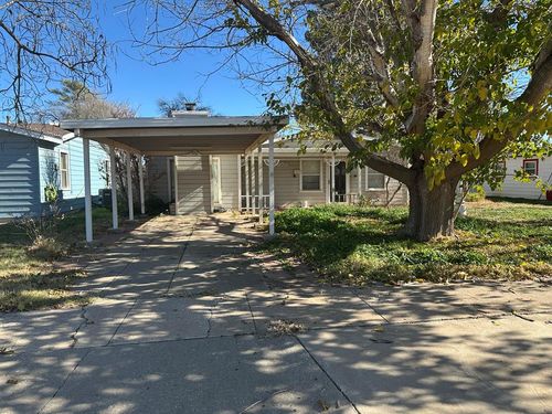 808 Nw 8th St, Andrews, TX, 79714-3318 | Card Image