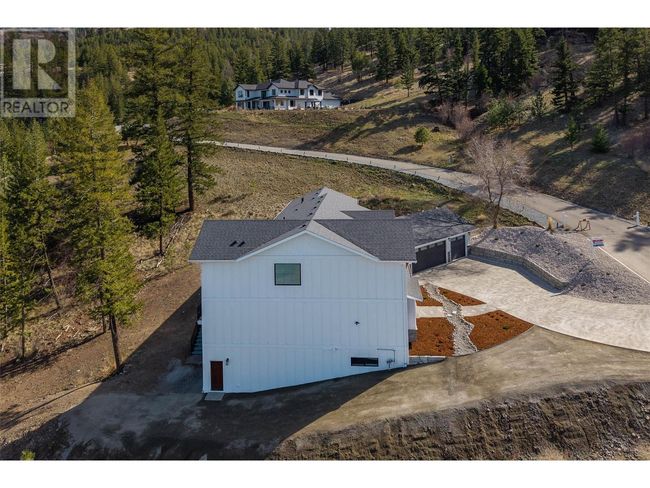 17 - 3100 Kicking Horse Dr, House other with 7 bedrooms, 6 bathrooms and 7 parking in Kamloops BC | Image 5
