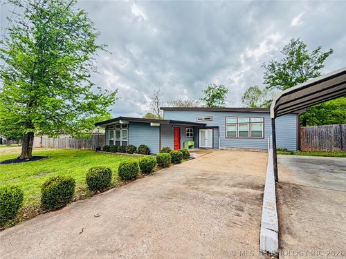 1002 Hillcrest Ave, Tahlequah, OK, 74464-4608 | Card Image