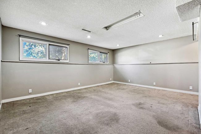 111 Allandale Close Se, House other with 3 bedrooms, 3 bathrooms and 2 parking in Calgary AB | Image 22