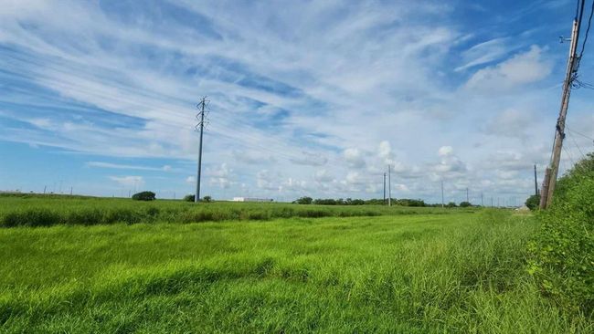 811 W 12 Th St, House other with 3 bedrooms, 1 bathrooms and null parking in Freeport TX | Image 8