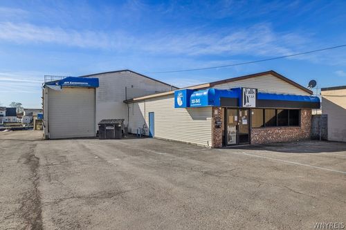 7813 Buffalo Avenue, Niagara Falls, NY, 14304 | Card Image