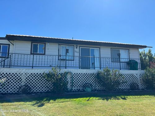 705 Center, St. Maries, ID, 83861 | Card Image