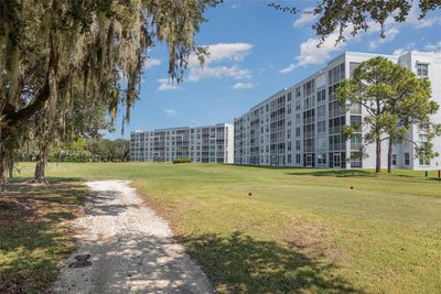 102 - 3780 Pinebrook Circle, Condo with 2 bedrooms, 2 bathrooms and null parking in BRADENTON FL | Image 1