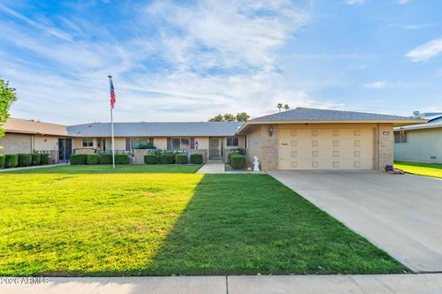 9705 W Oak Ridge Dr, Sun City, AZ, 85351-2046 | Card Image