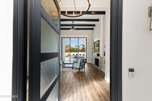 7130 E Belmont Ave, Paradise Valley, AZ, 85253-3182 | Card Image