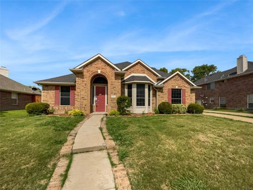 125 Meadow Creek Drive, Murphy, TX, 75094 | Card Image