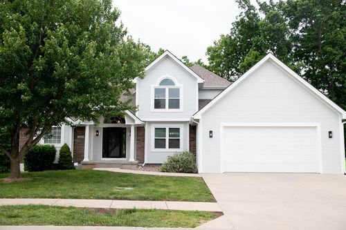 1207 N Glenview Ave, Independence, MO, 64056-4431 | Card Image