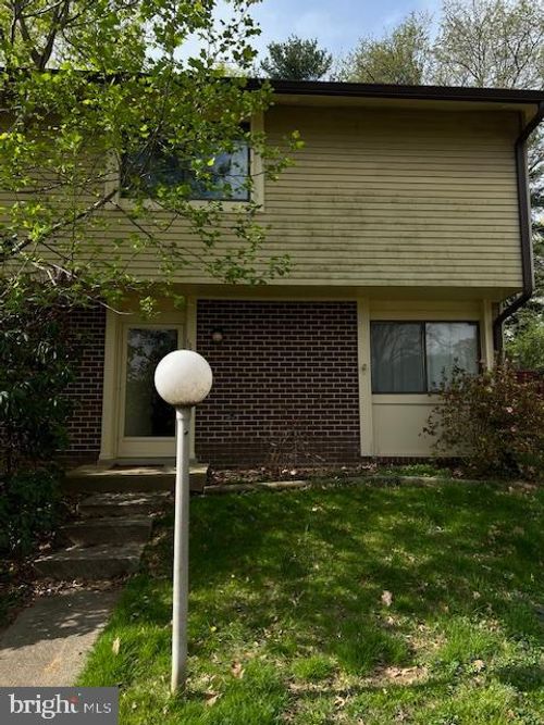 10653 Oak Thrush Ct, BURKE, VA, 22015-2202 | Card Image