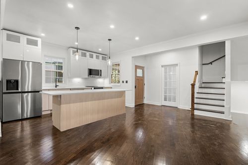 2-21 Greystone Rd, Malden, MA, 02148-1251 | Card Image