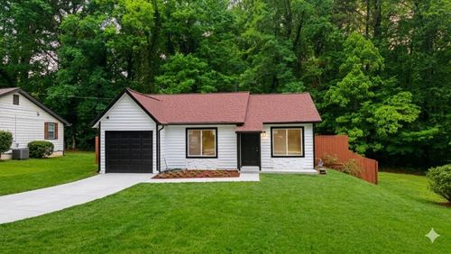 733 Inland Way Nw, Lilburn, GA, 30047-5886 | Card Image