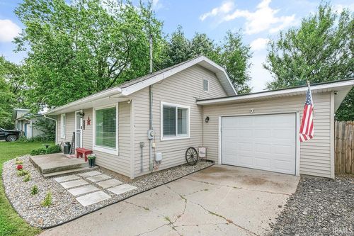 1110 Egbert Ave, Goshen, IN, 46528-4107 | Card Image