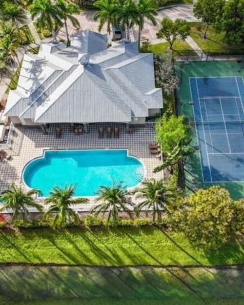 2035 Nassau Dr, Riviera Beach, FL, 33404-6460 | Card Image