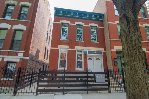 1r-859 N Marshfield Ave, Chicago, IL, 60622-7745 | Card Image