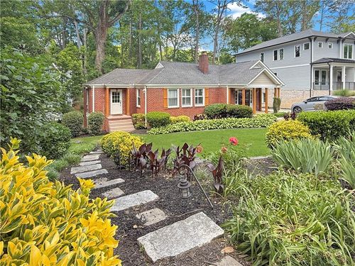 656 Timm Valley Rd Ne, Atlanta, GA, 30305-4709 | Card Image