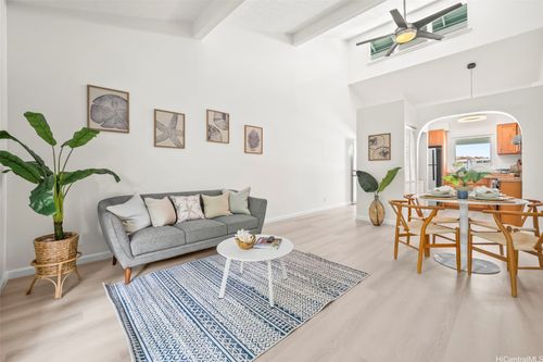 apt-d203-355 Aoloa St, Kailua, HI, 96734-3017 | Card Image