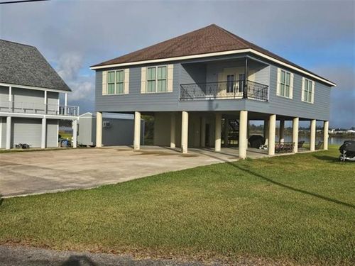 24A Riverridge Dr, Lake Charles, LA, 70605-7724 | Card Image